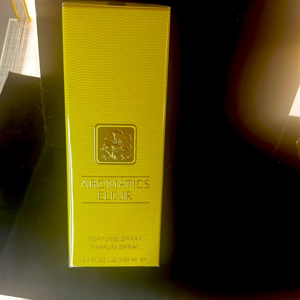 Clinique Aromatics Elixir cult classic-by a complex blend of luxury new in box